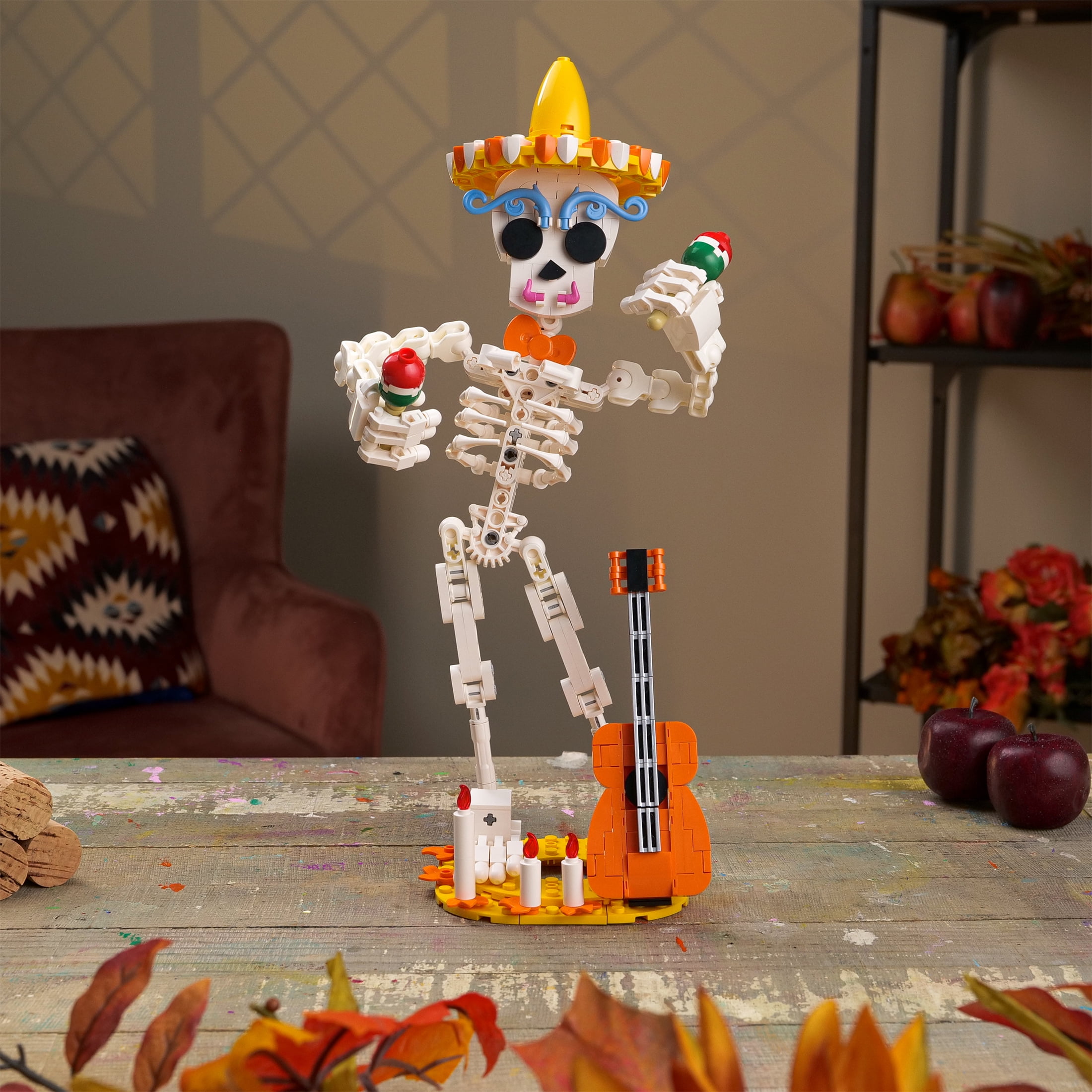 Brickcraft Harvest Skelton Building Kit (387-Piece Set), Bricktanicals Posable Skeleton with Guitar and Maracas, Festive Display Ages 8+ - Image 10
