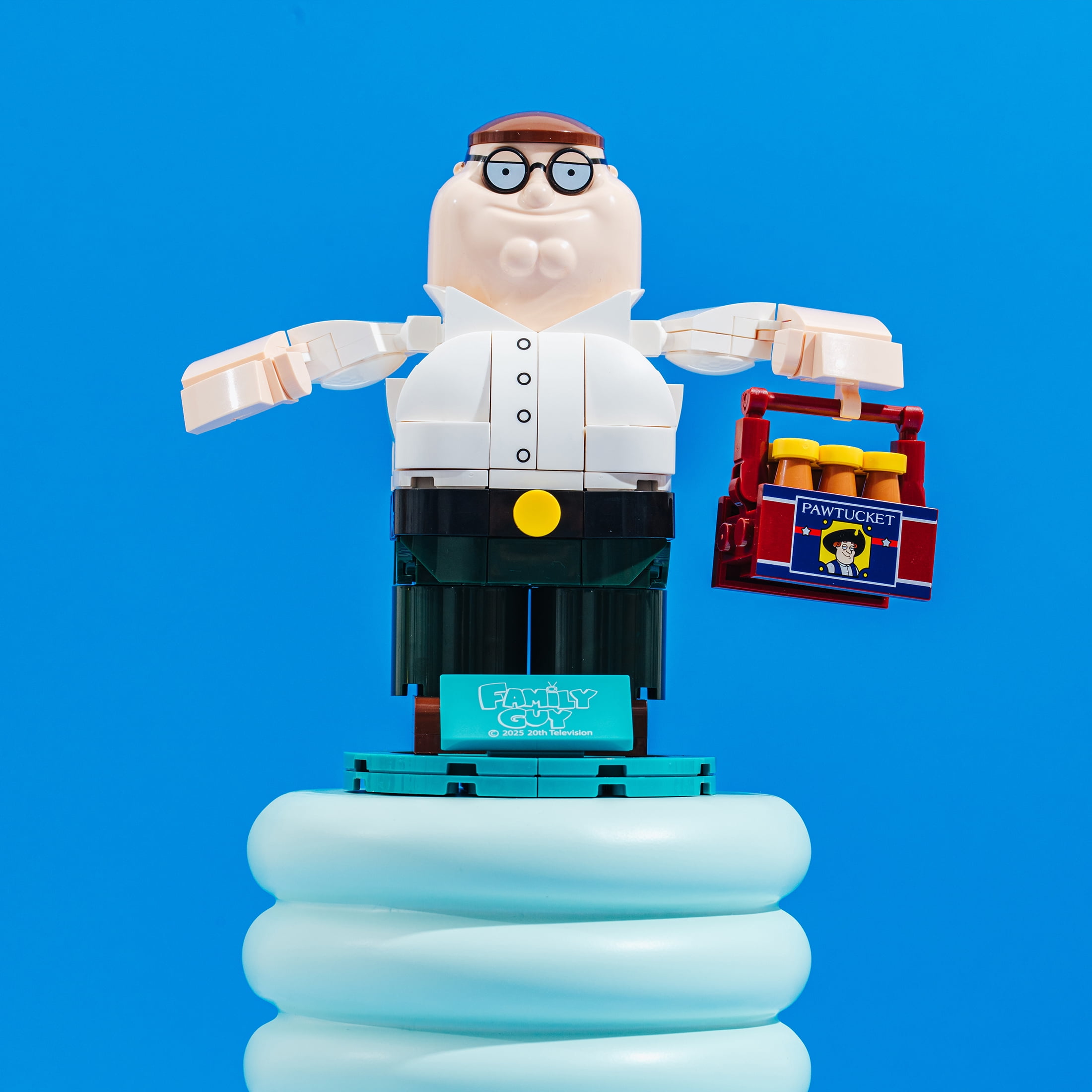 Brickcraft Family Guy Peter Griffin Building Kit (200-Piece Set), Buildable Figure on Display Base, Cartoon Collectible, TV Show Memorabilia for ages 14+ - Image 12